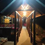 Freebird Nest 2 Stays & Cafe
