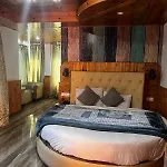 Fossis Grand Cottage