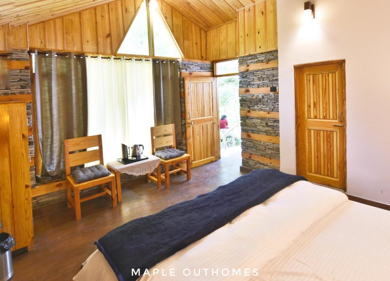 Maple Outhomes Resort