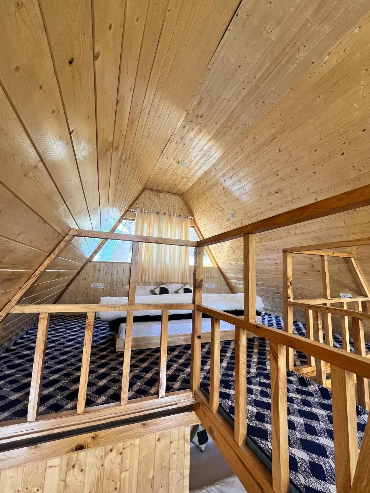 Apartment Winterfell Treehouse Jibhi