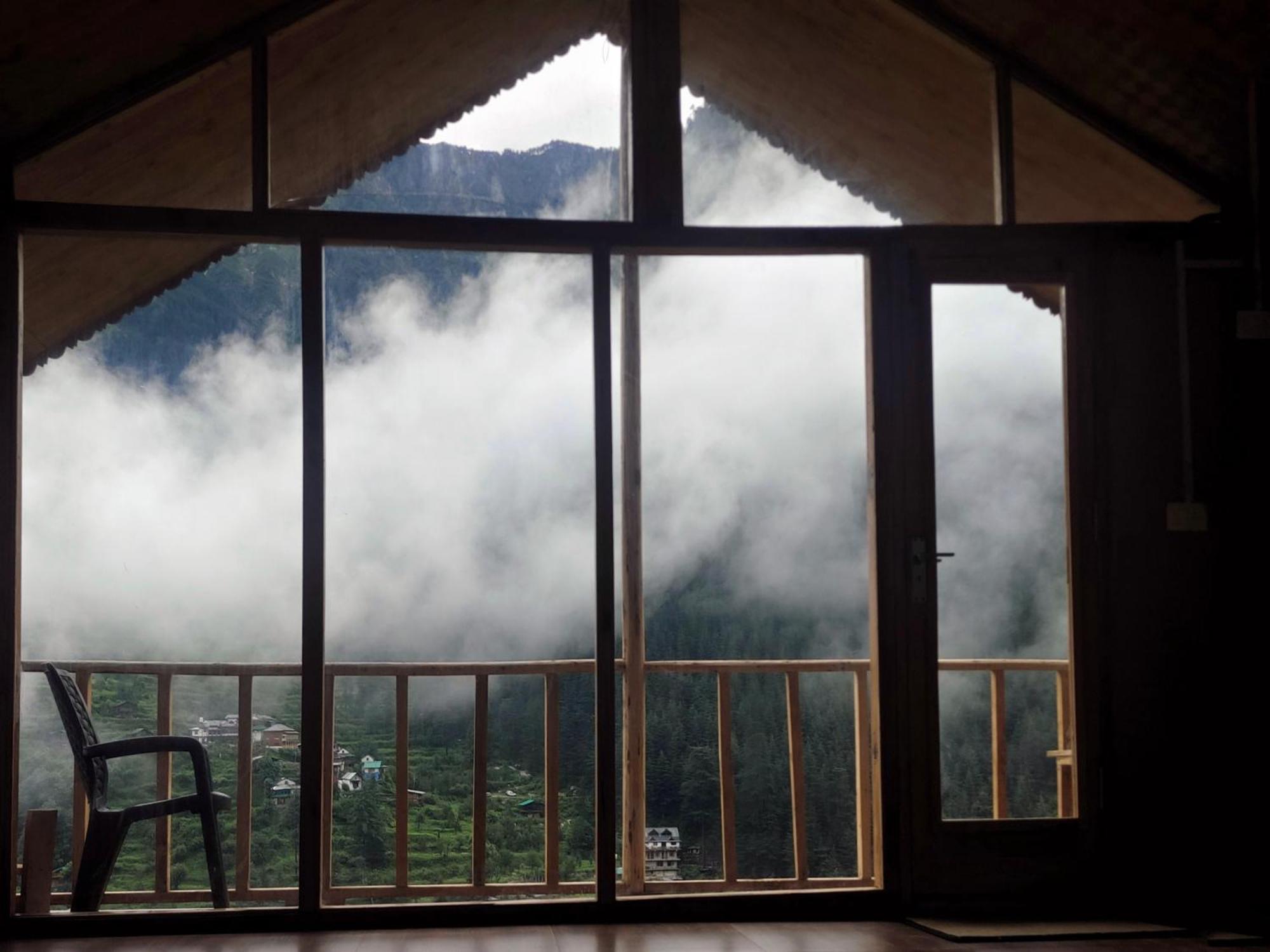 Norwegian Wood Cafe And Country house *