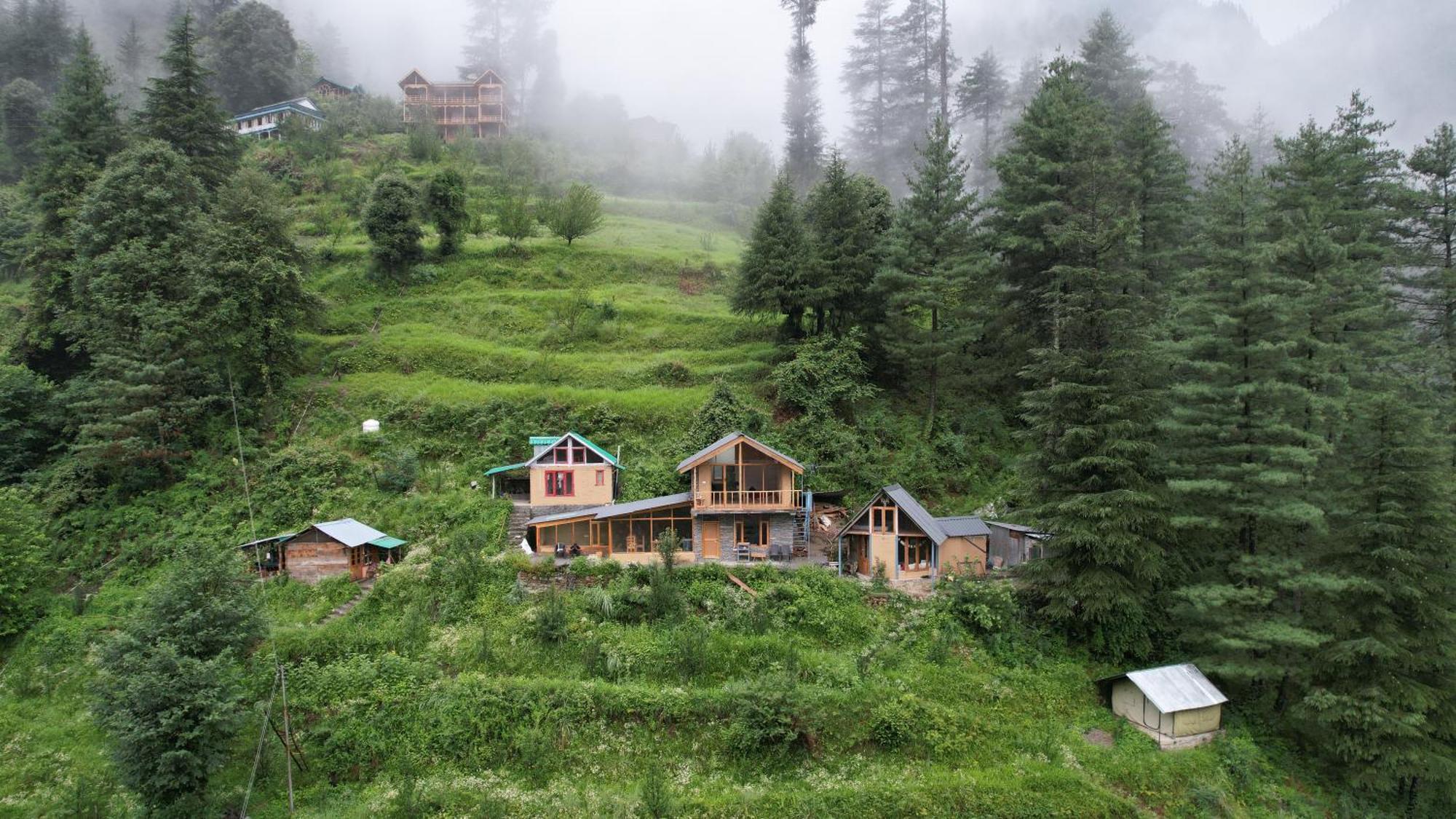 Norwegian Wood Cafe And Country house *