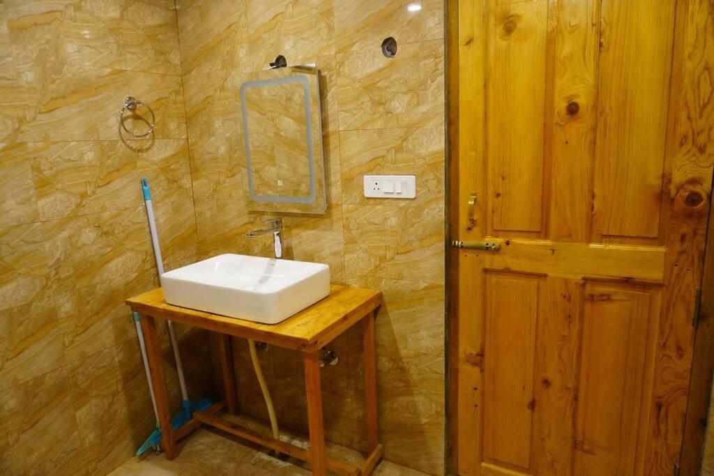 Winterfell Log House - With Jacuzzi Apartment