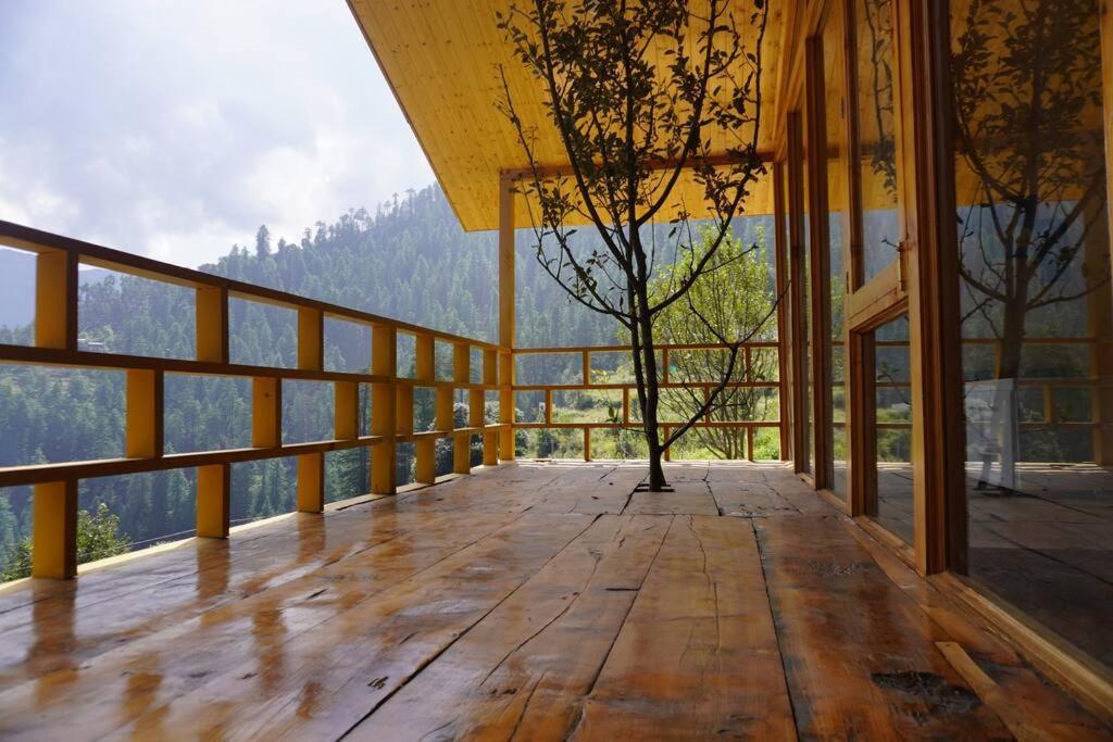 Winterfell Log House - With Jacuzzi Apartment Jibhi