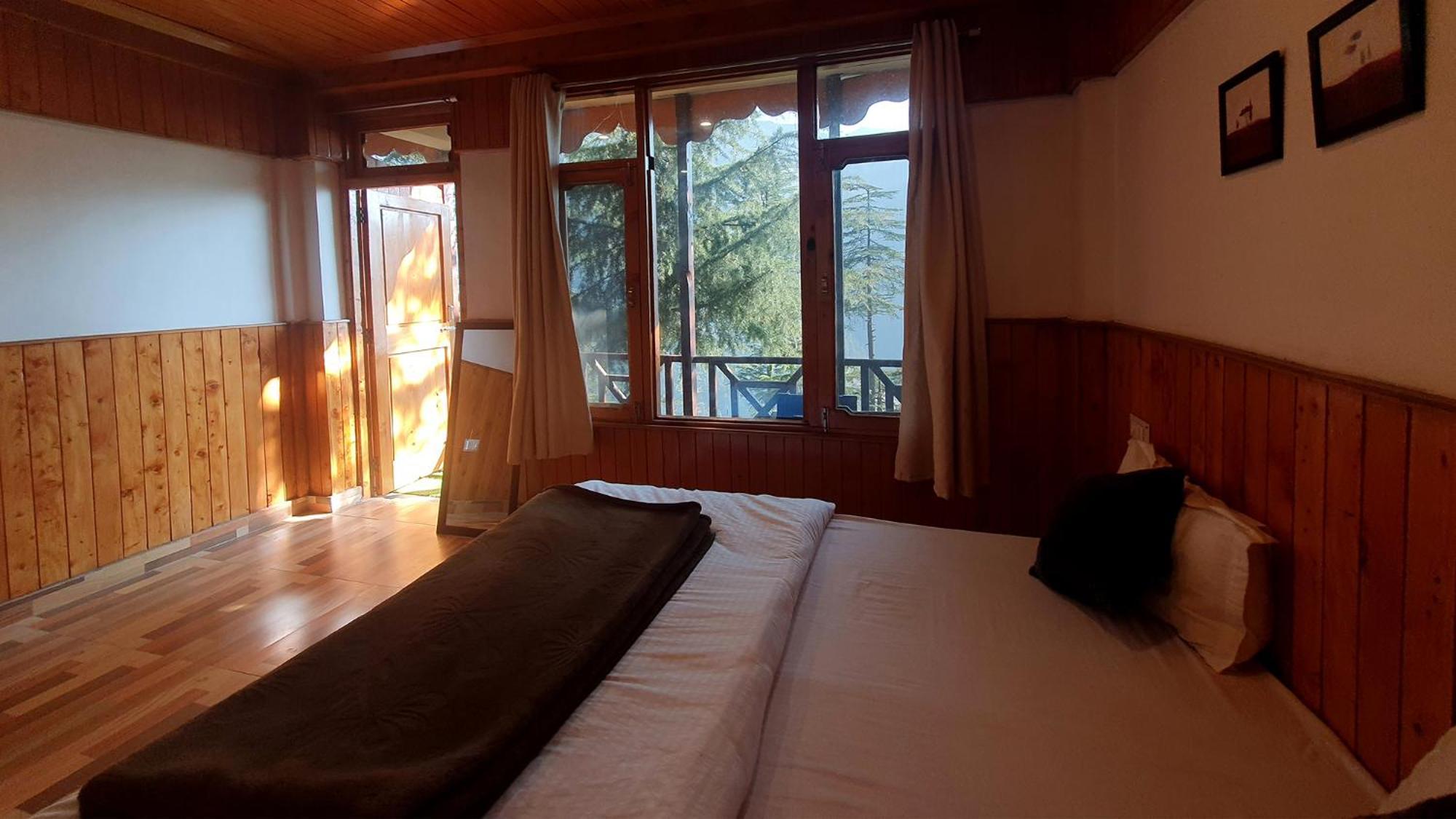 Freebird Nest Homestay Jibhi