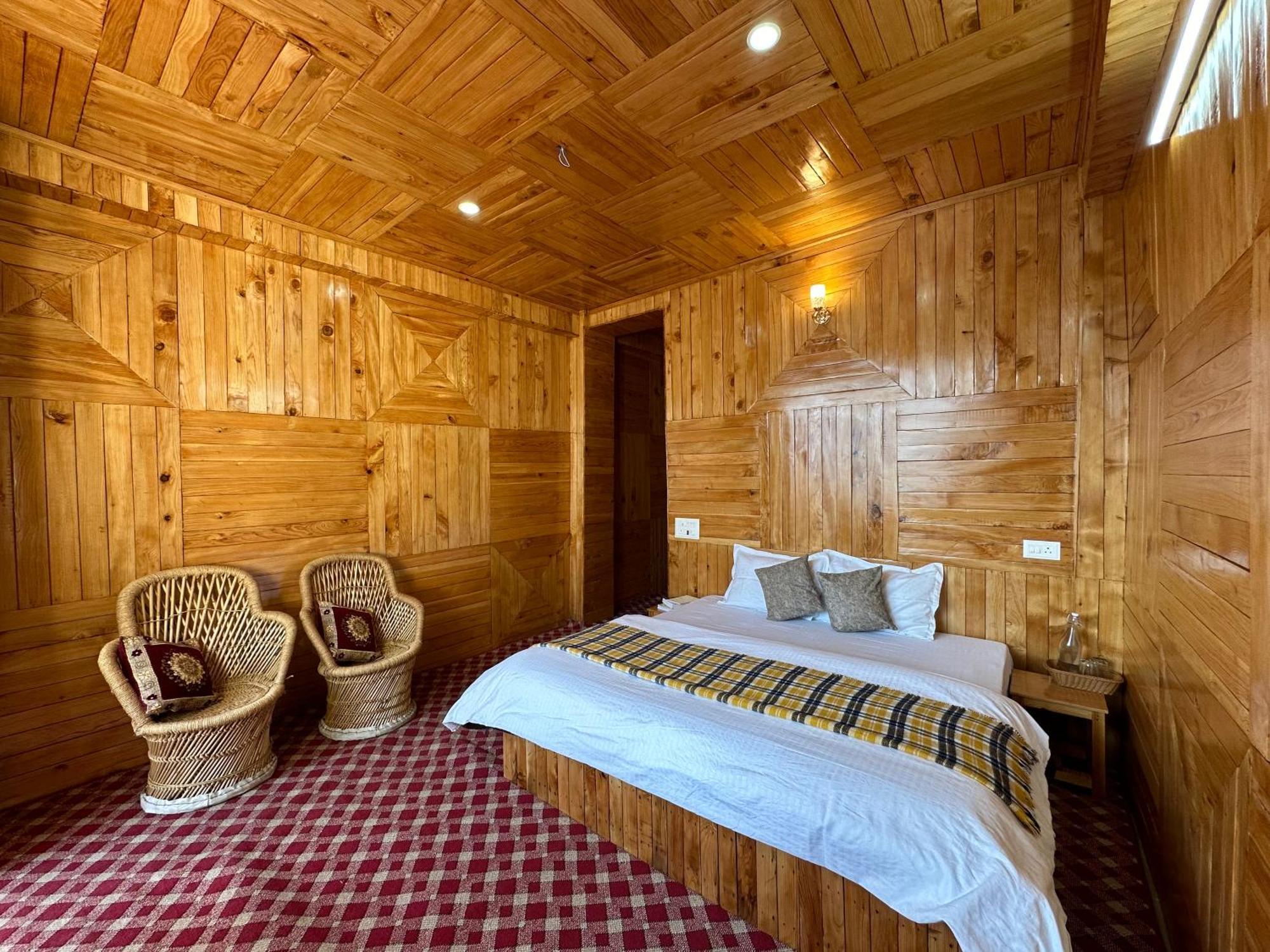 Hillside Hideaway * Jibhi
