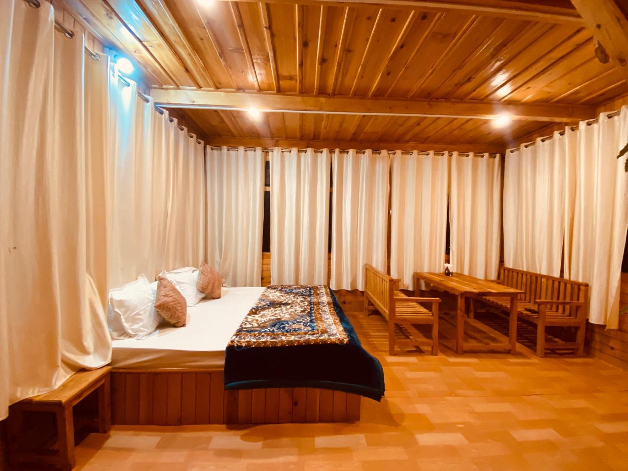 Bliss Treehouse Jibhi