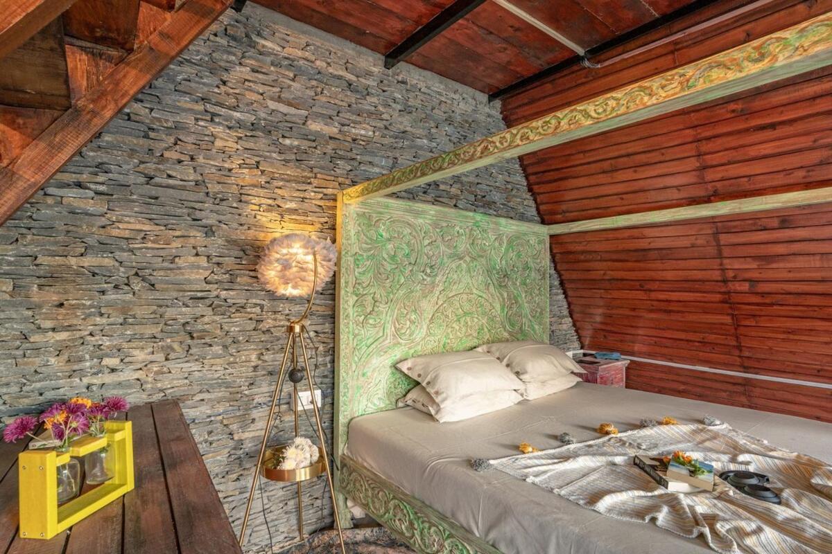 Fairytale Treehouse In Bahu By Bastiat Holiday home