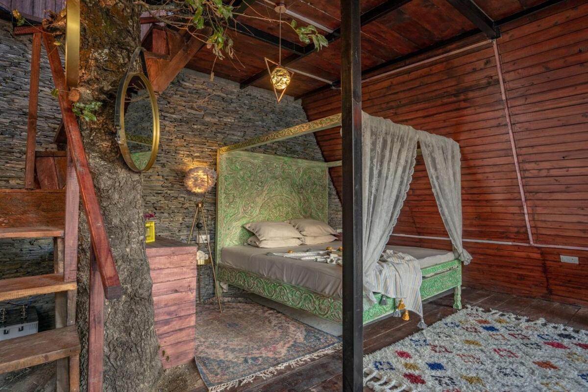 Holiday home Fairytale Treehouse In Bahu By Bastiat *