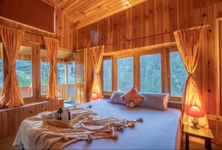 Woodhouse On The Rocks, 2 Guest house *