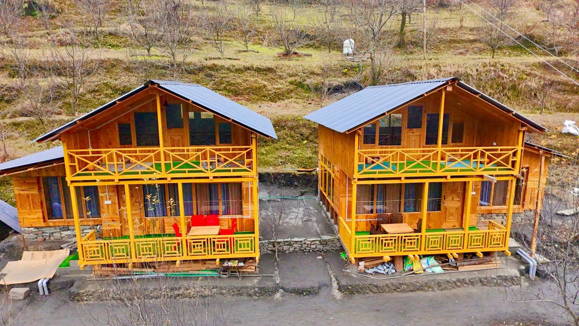 The Luxe Cascades Apartment Jibhi