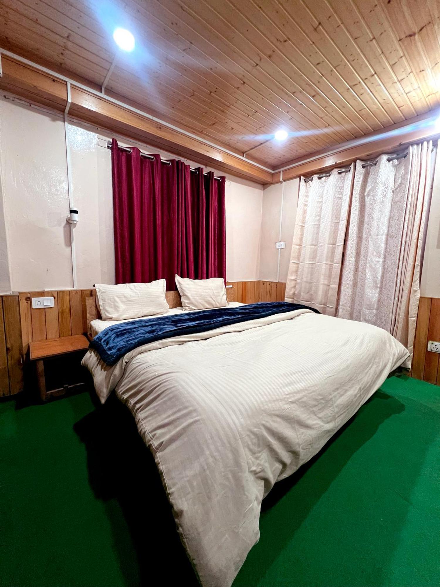 Kasolbackpackers Homestay *