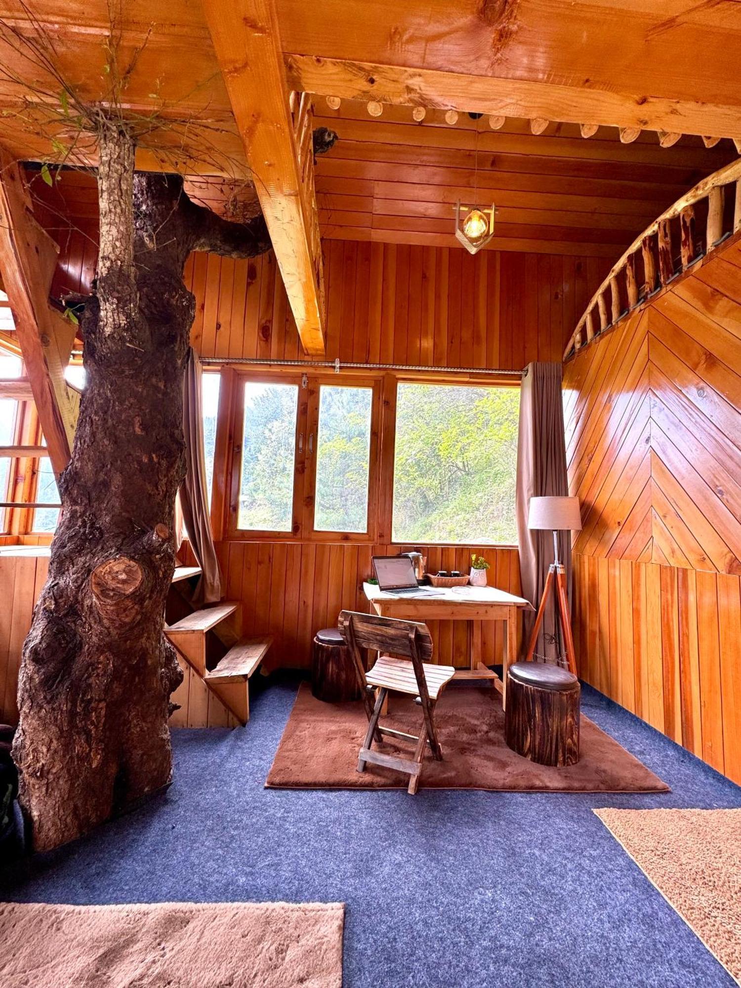 Himalayan Quails Nest Treehouse Chalet Jibhi