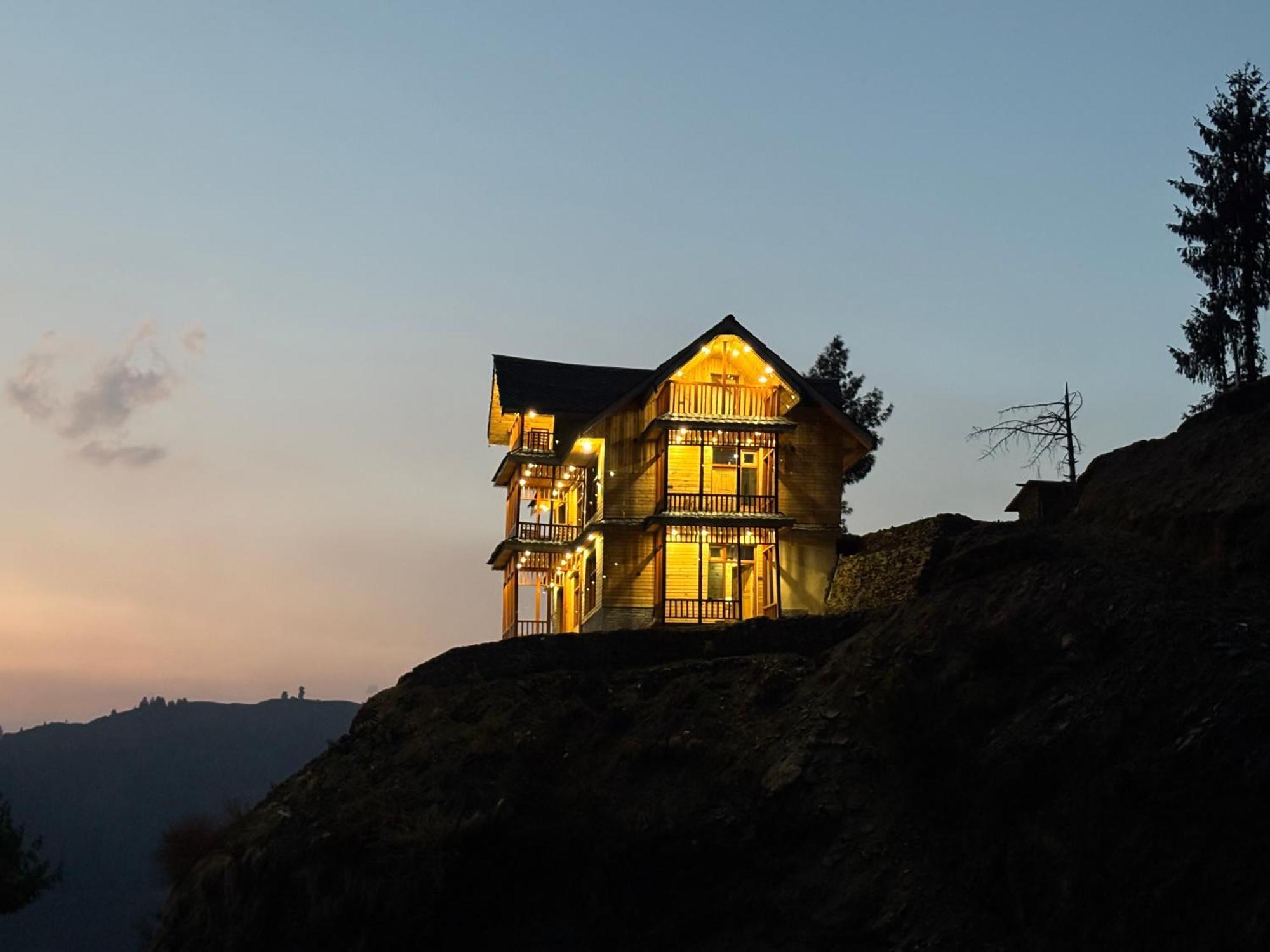 Hotel Apple Land By Naavagat