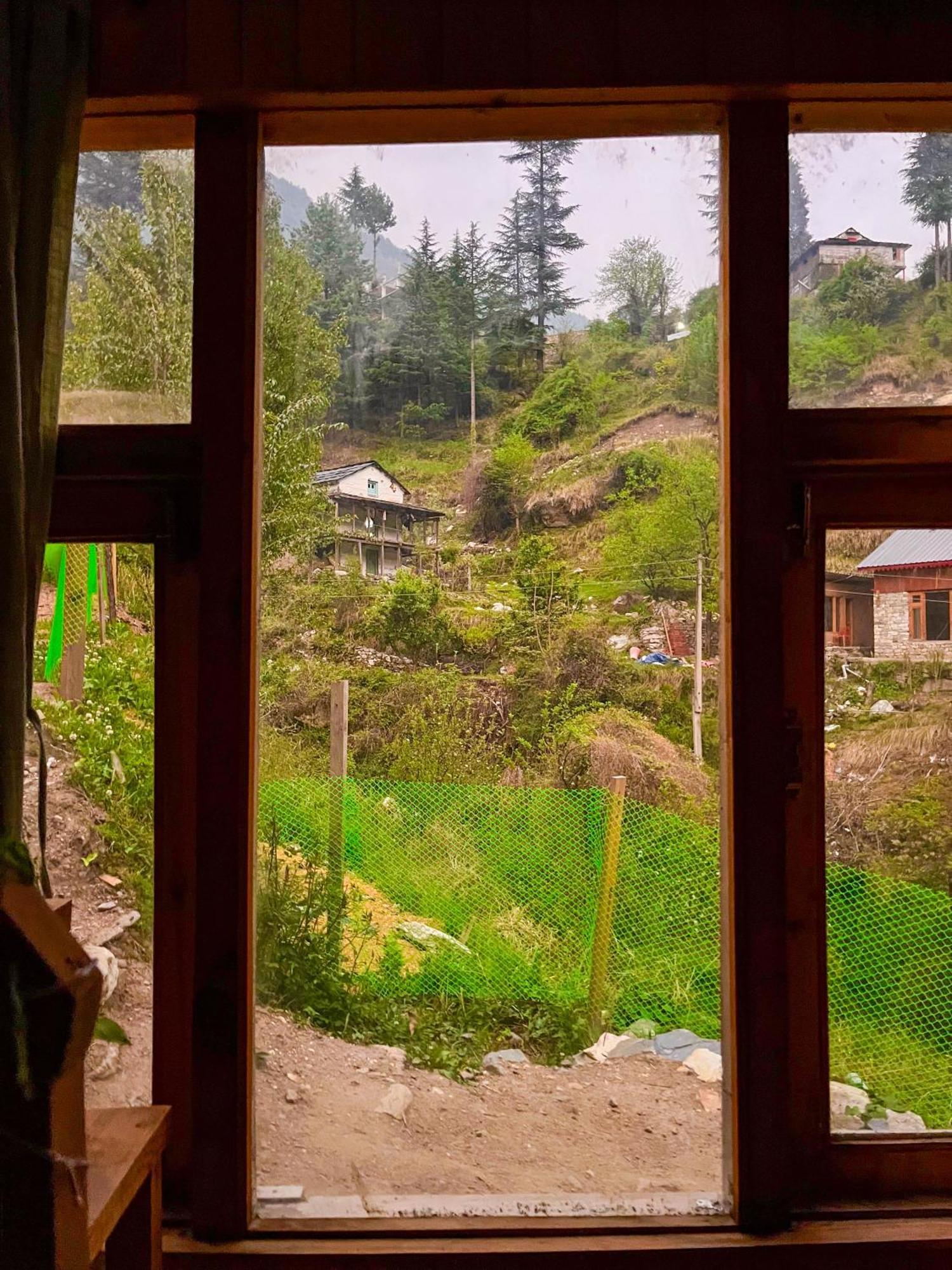 Private Wooden House In By Kahani Chalet