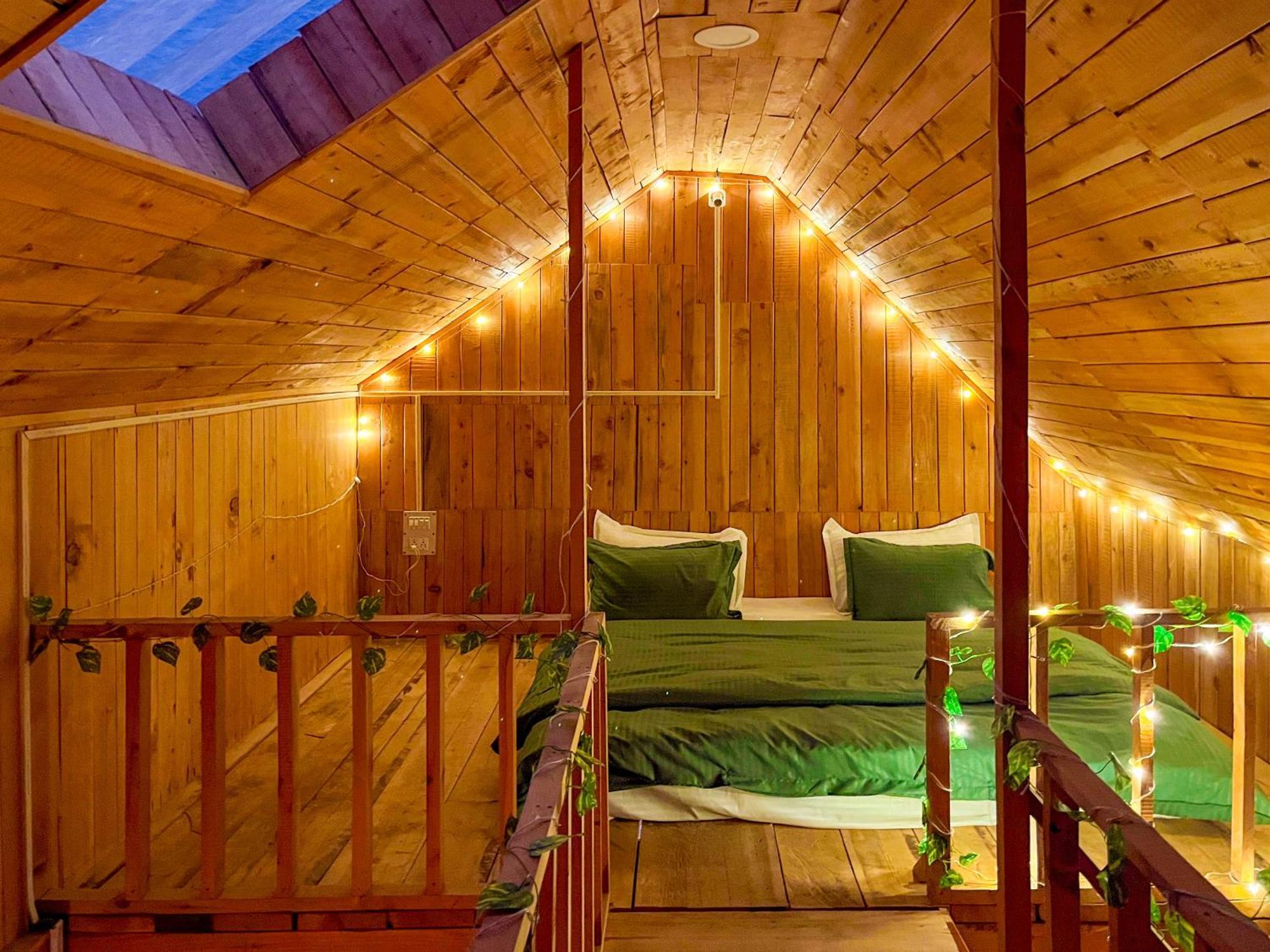 Private Wooden House In By Kahani Chalet