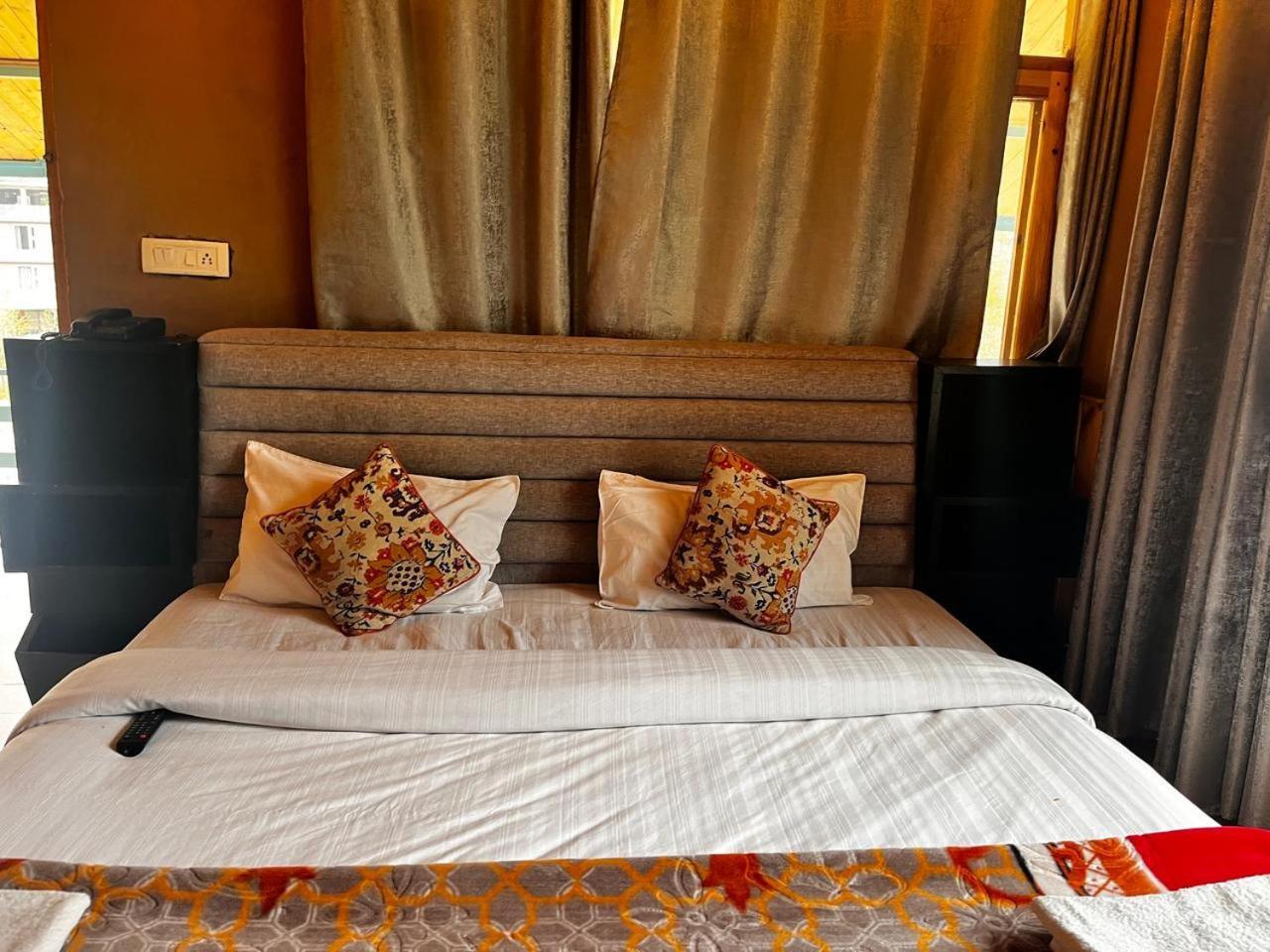 Kolari Hotel *