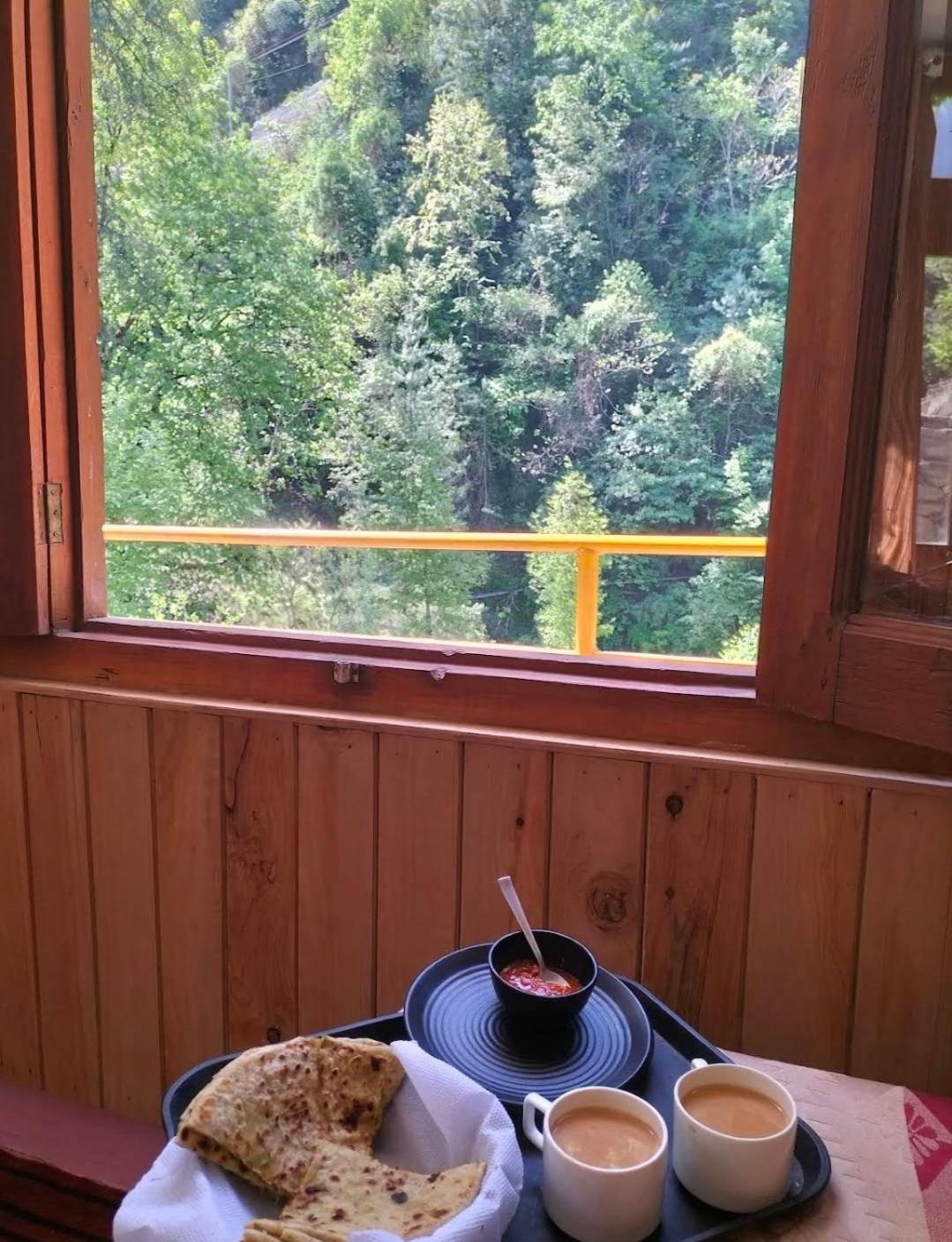 Aman Place River Touch Homestay *