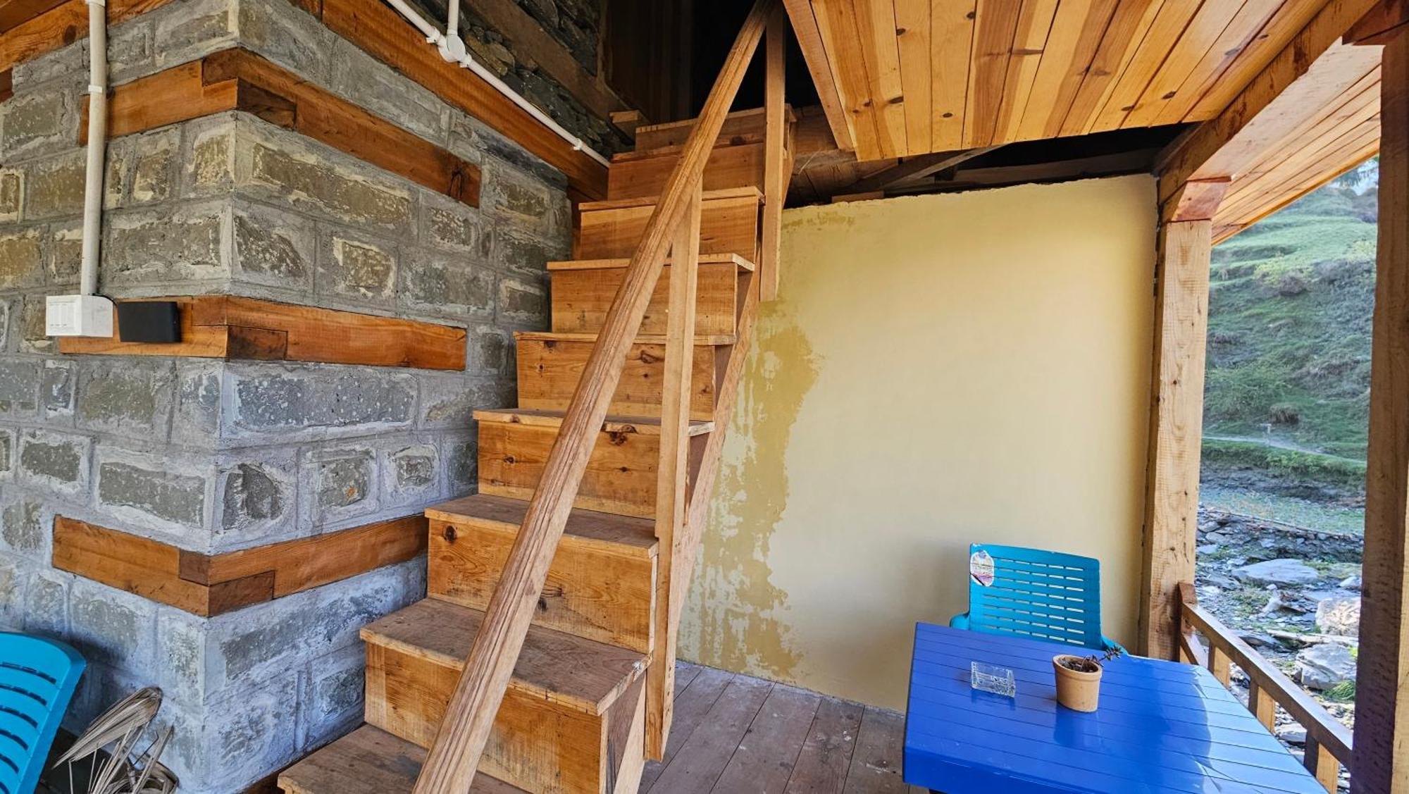 Freebird Nest Retreat Lodge