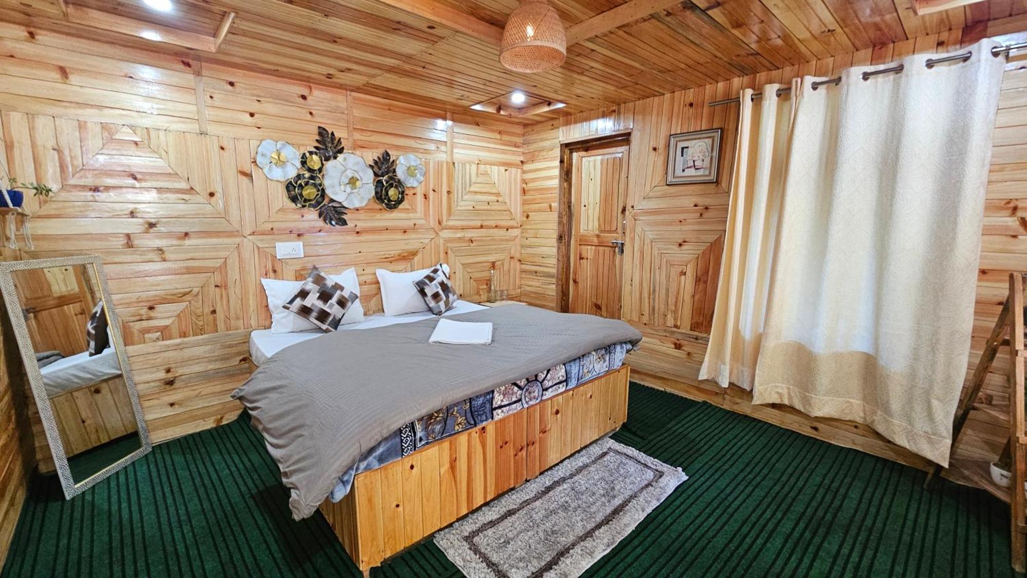 Lodge Freebird Nest Retreat *