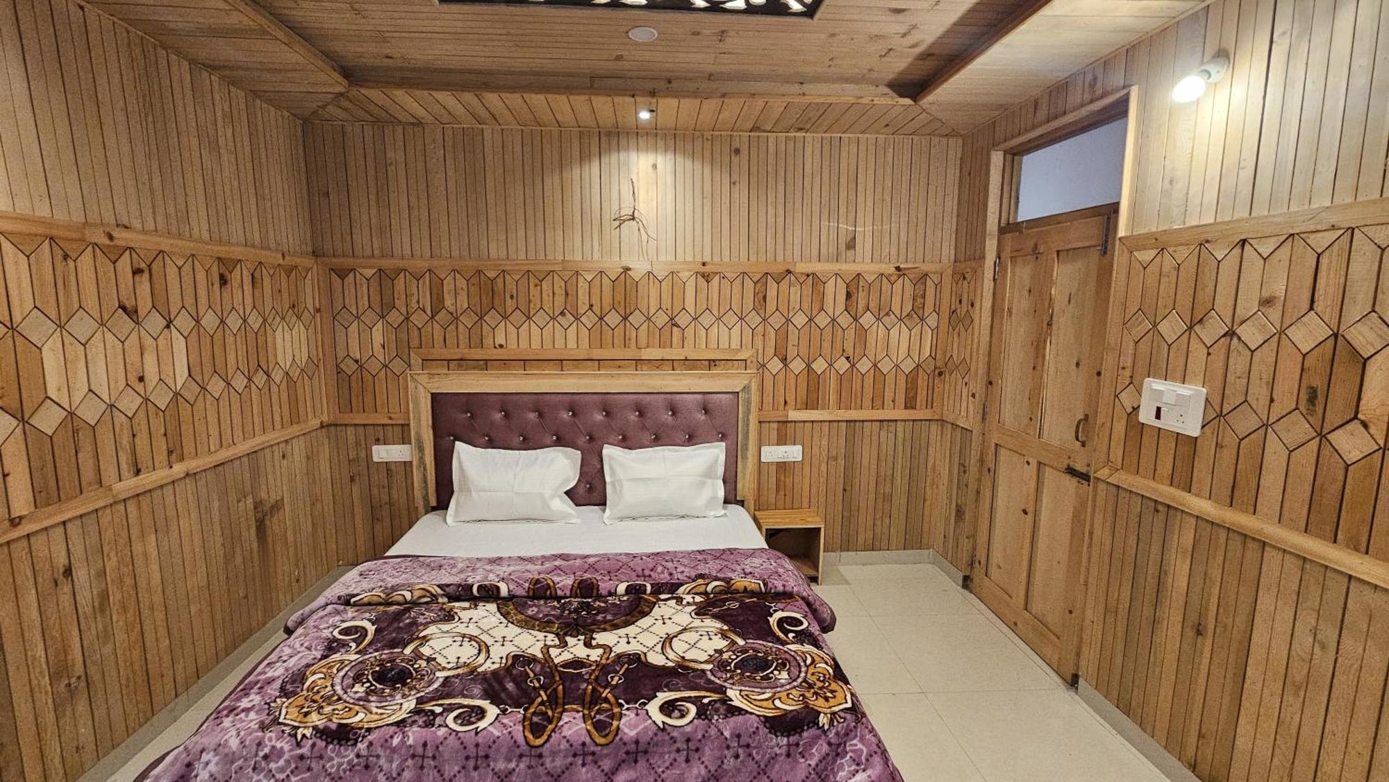 Lodge Freebird Nest Retreat Jibhi