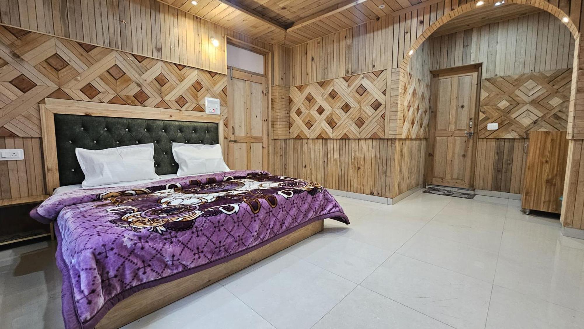 Freebird Nest Retreat