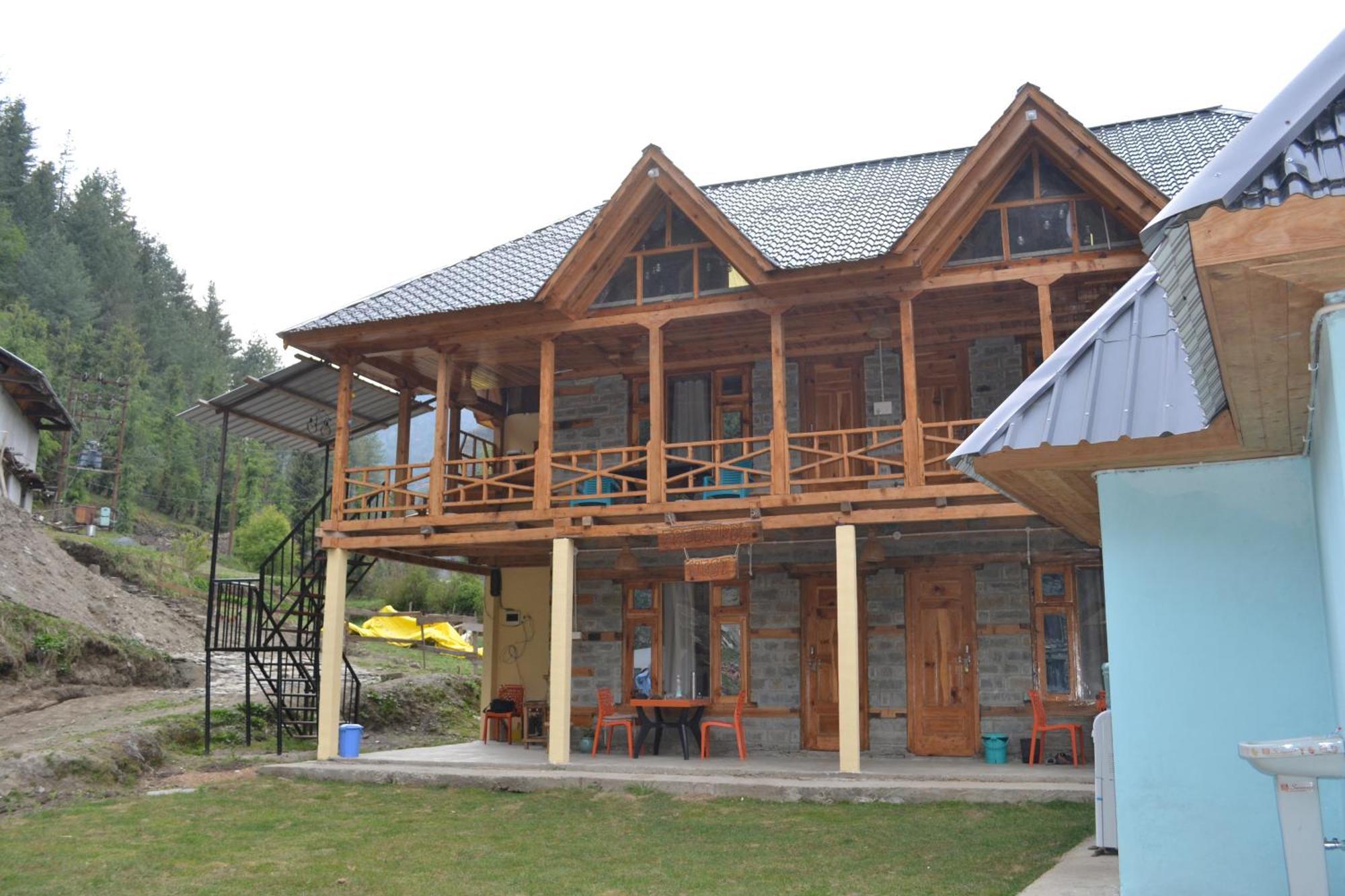 Freebird Nest Retreat Lodge *