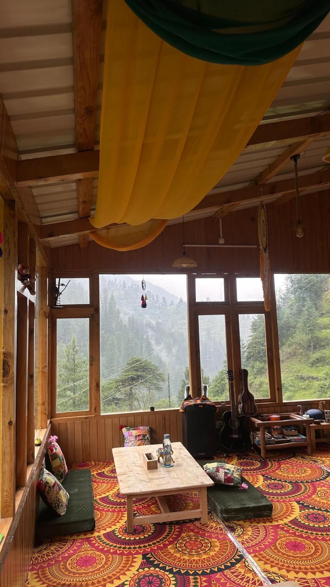 Hostel Solo Ki Duniya, Near Jhalori Pass, Jibhi, Shoja