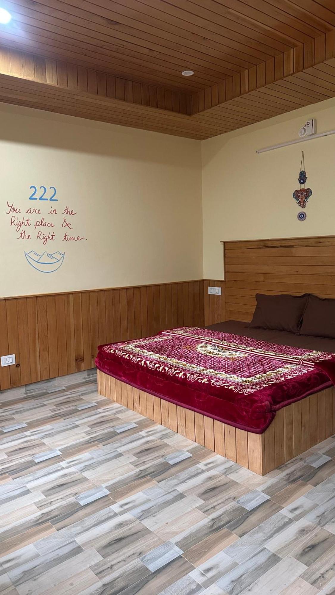 Solo Ki Duniya, Near Jhalori Pass, Jibhi, Shoja Hostel Jibhi