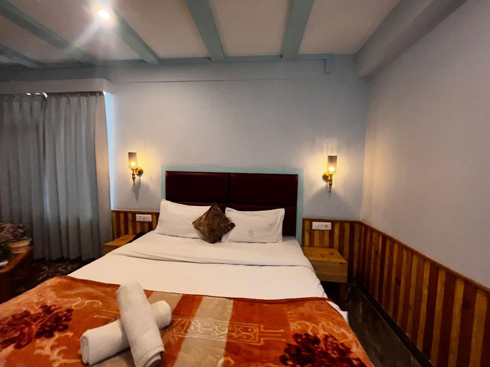 Gorkha Hotel